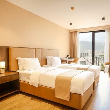 Elisi By Gtm Hotel Tbilisi Ngoại thất bức ảnh