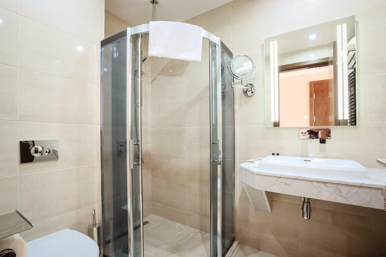 Elisi By Gtm Hotel Tbilisi Ngoại thất bức ảnh