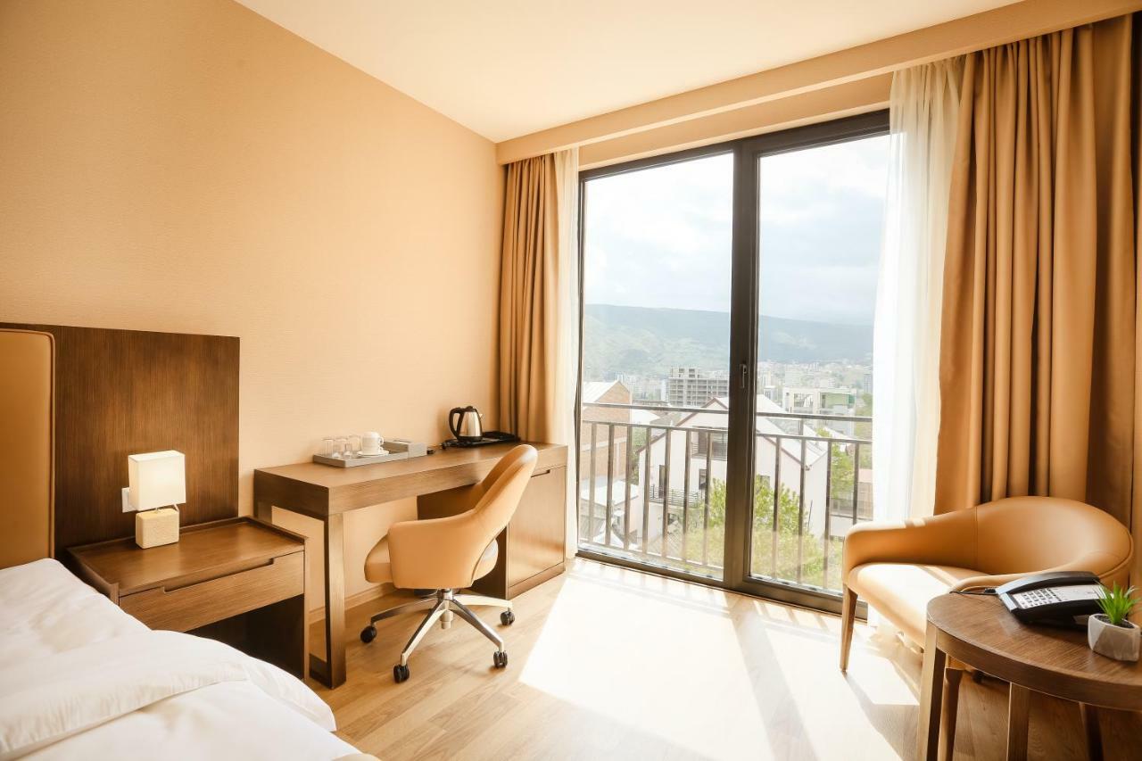 Elisi By Gtm Hotel Tbilisi Ngoại thất bức ảnh