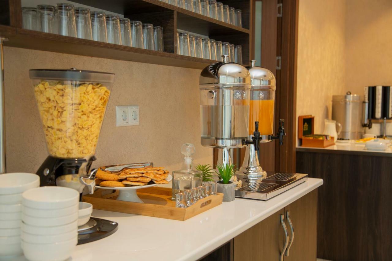 Elisi By Gtm Hotel Tbilisi Ngoại thất bức ảnh